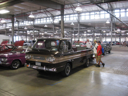 The Corvairs were all gathered in a relatively cool building - out of the hot sun.